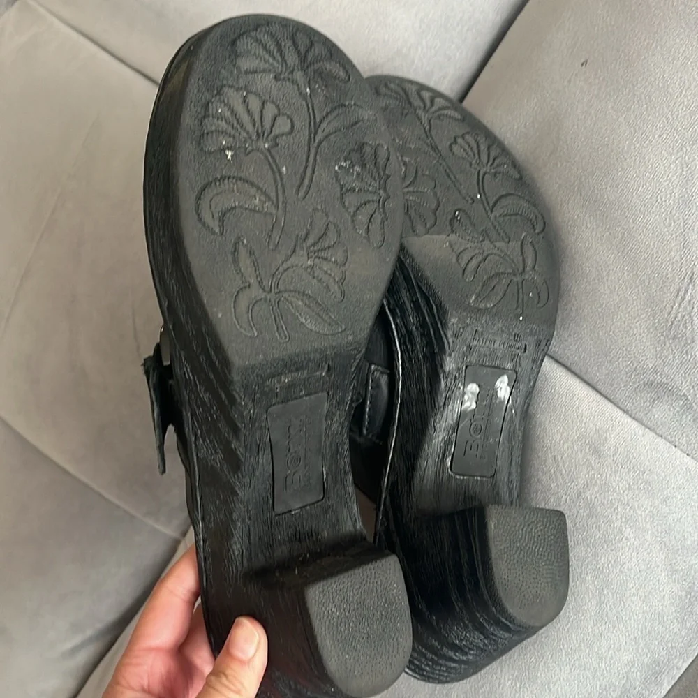 “Born- Clog Wedges size 9”